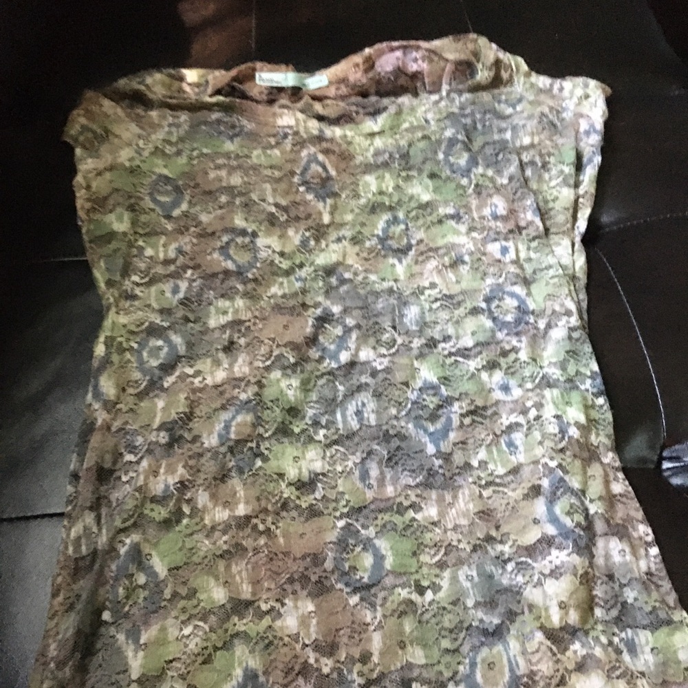 Perfect condition wore one to a dinner party